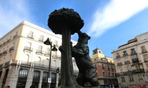 Bear and the Manaco 草莓好吃~