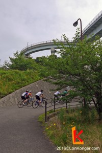 不停螺旋形而上的長命斜